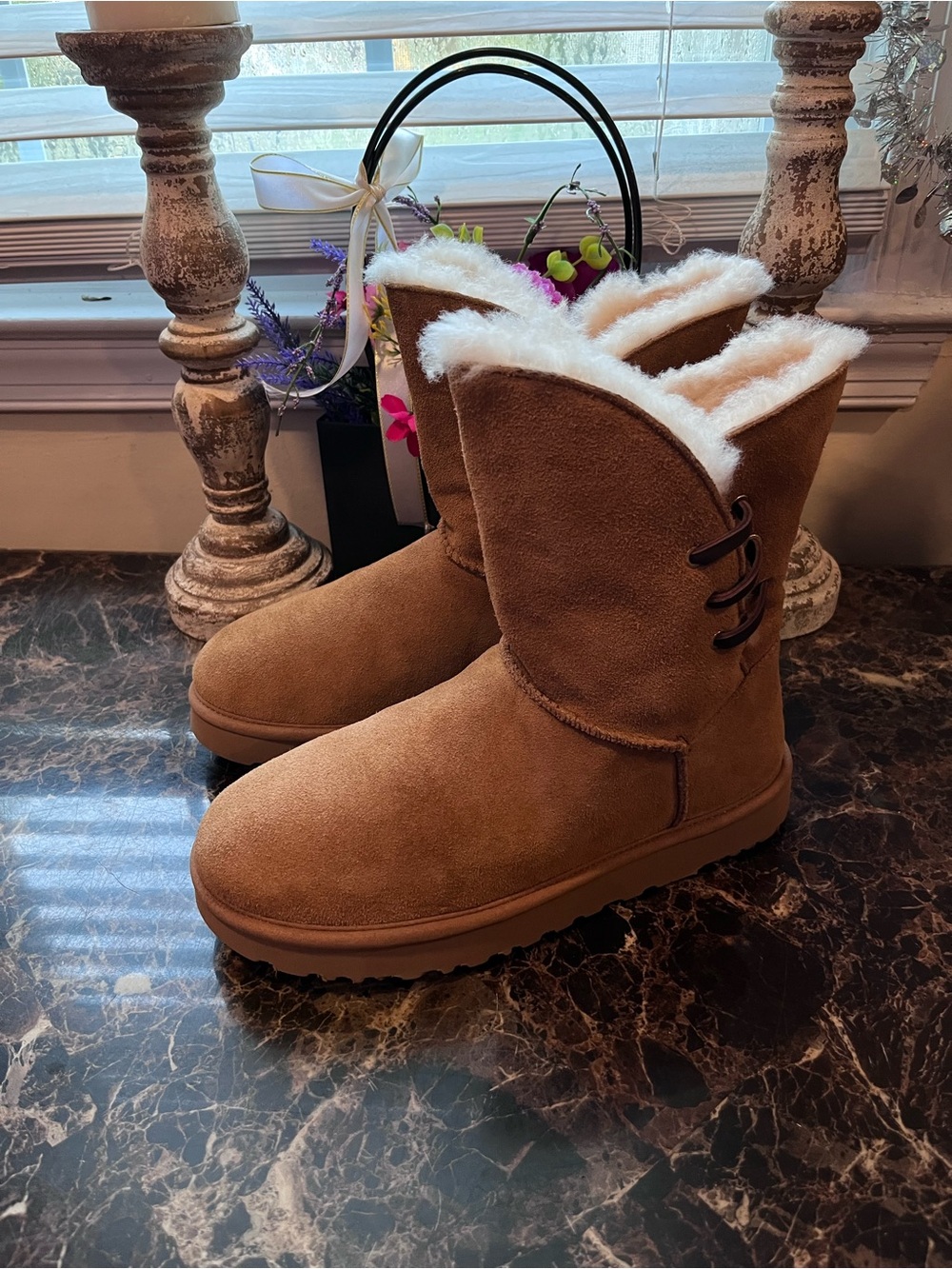 UGG Constantine 
Sheepskin/Suede
Fall/Winter Boots
Size 10 for Women in Chestnut